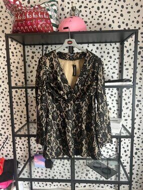 Plt women’s blazer dress size 18